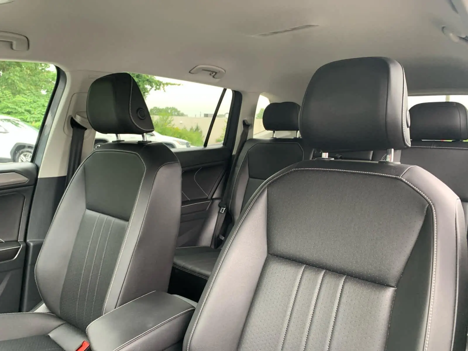 2023 Volkswagen Tiguan SE photo 10
