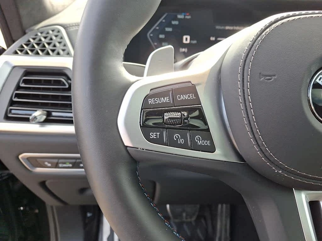 2025 BMW X7 M60i - Photo 34