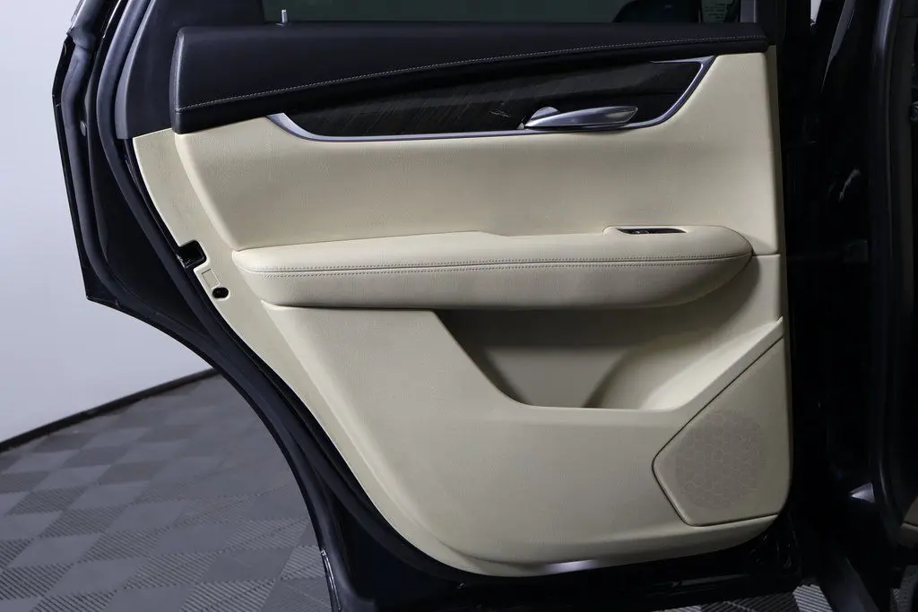 2018 Cadillac XT5 Base photo 13