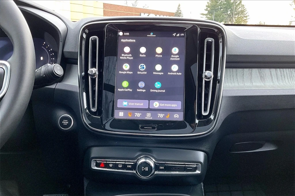 2026 Volvo - image 14