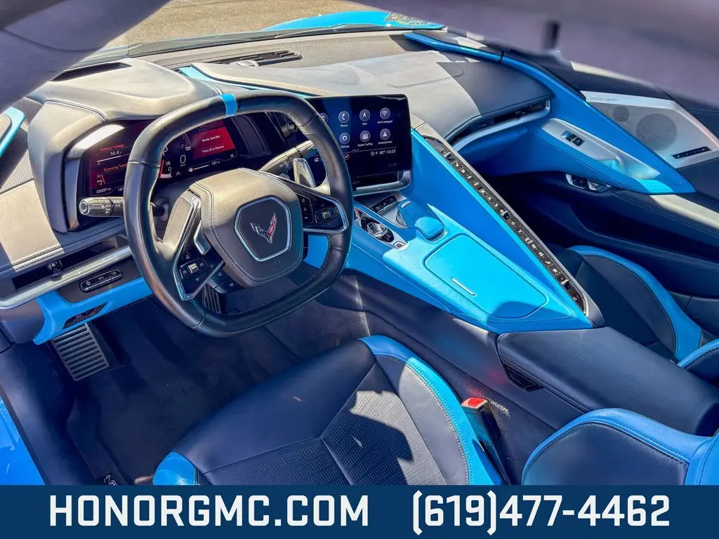 2021 Chevrolet Corvette 3LT photo 11