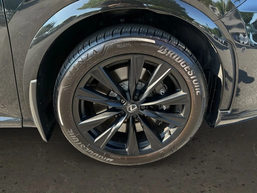 2024 Lexus RX Hybrid 500h - Photo 27