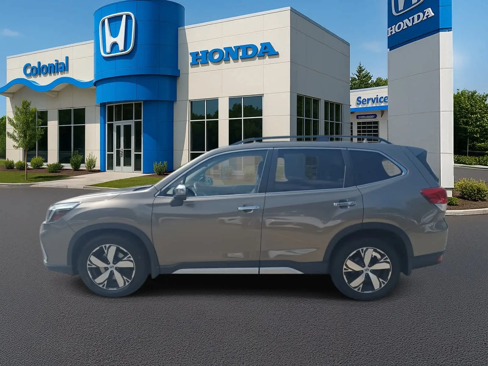 2019 Subaru Forester Touring photo 5