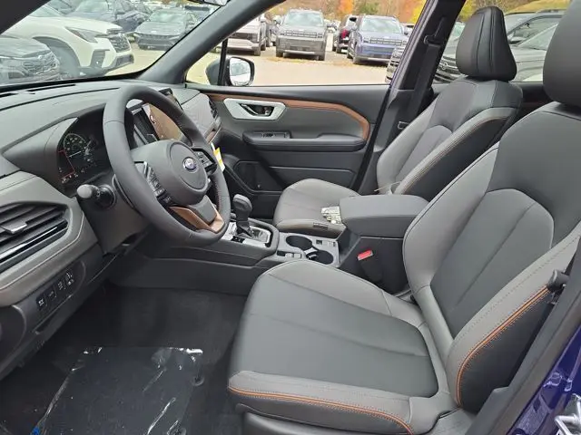 2025 Subaru Forester Sport photo 2