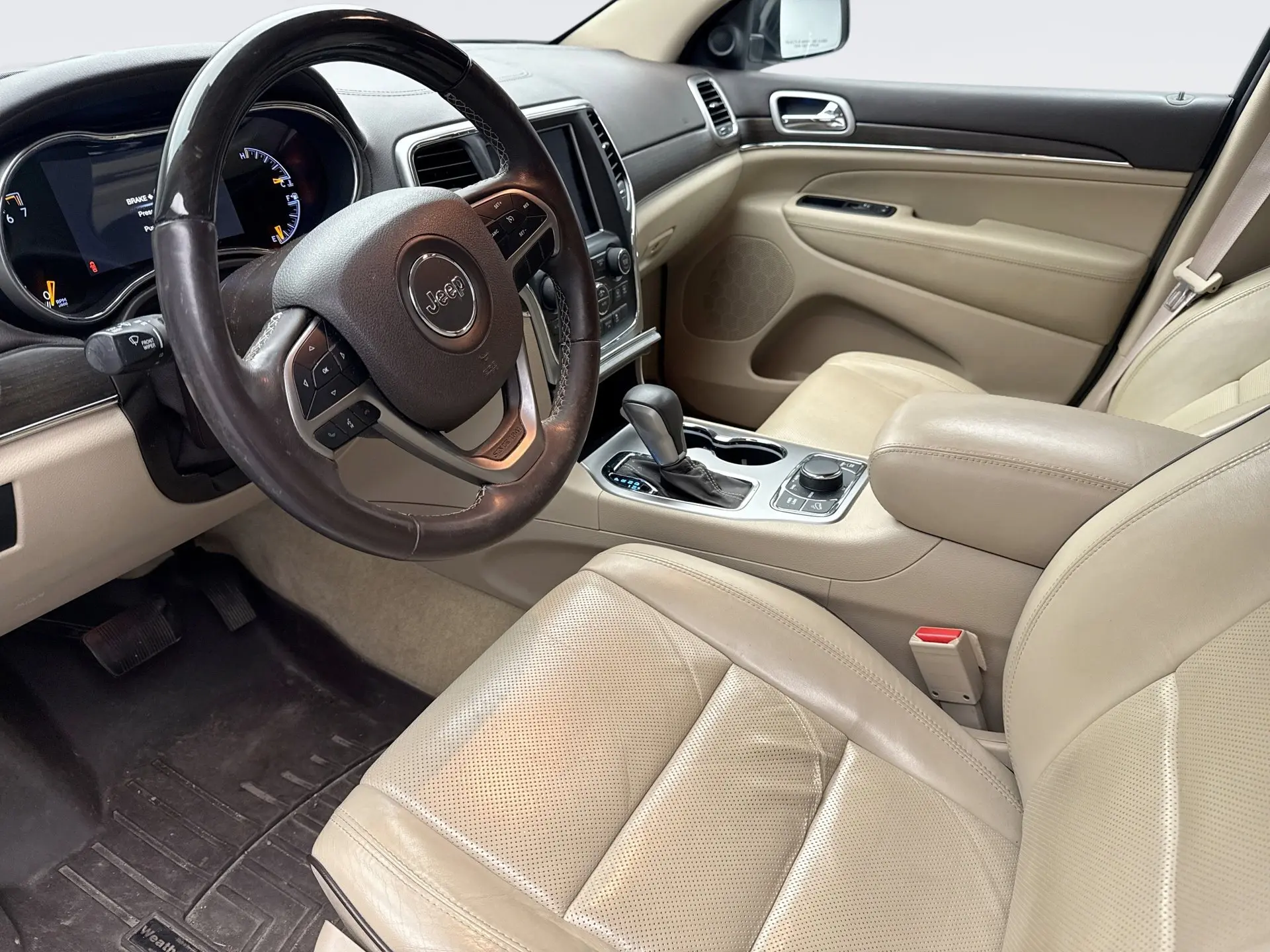 2018 Jeep Grand Cherokee Overland photo 10