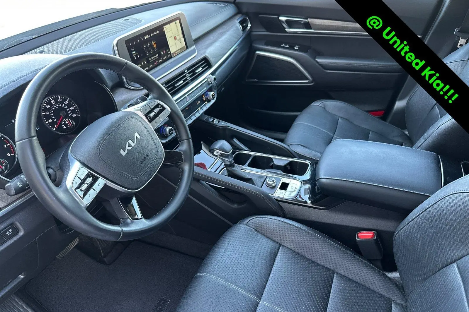 2022 Kia Telluride EX photo 8