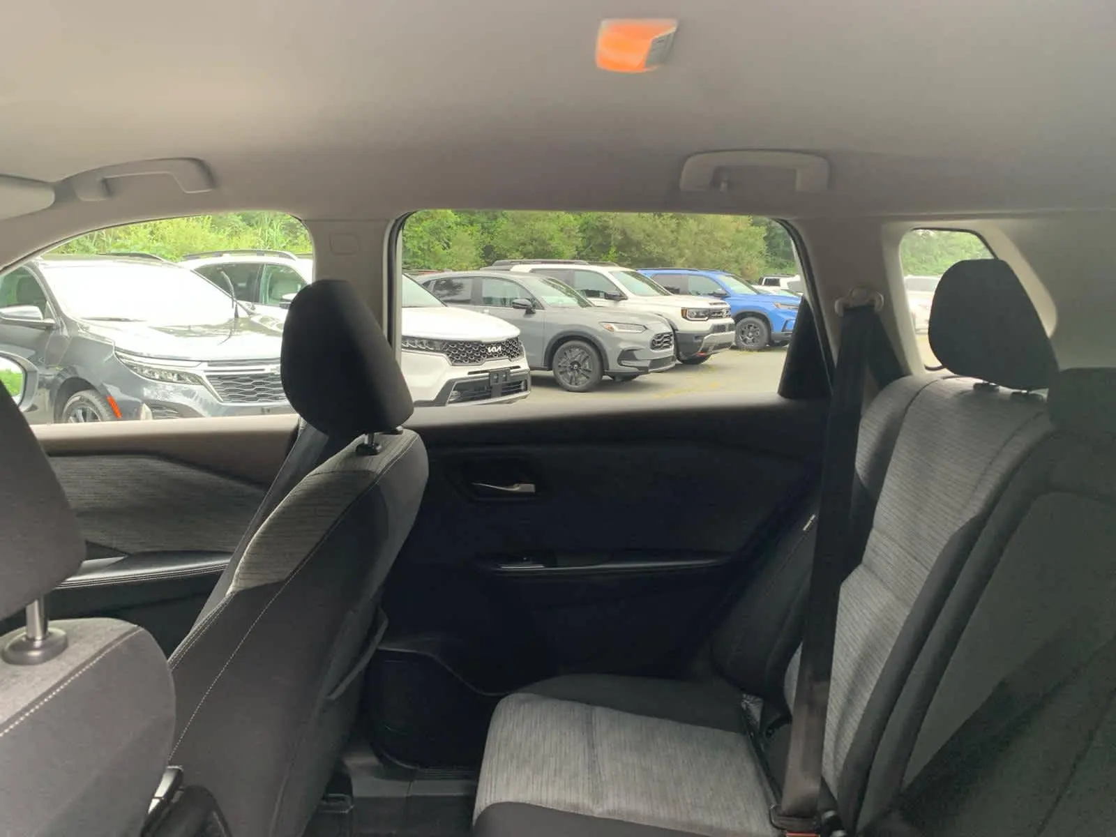 2021 Nissan Rogue SV photo 27
