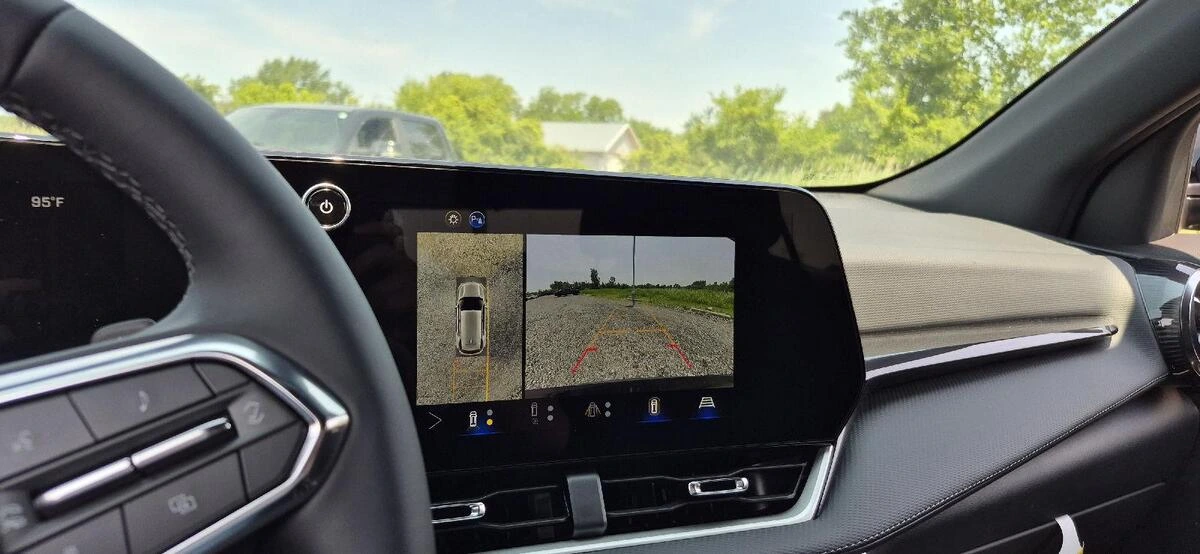 2026 Chevrolet Equinox LT - Photo 18