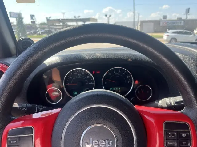 2011 Jeep Wrangler X photo 16