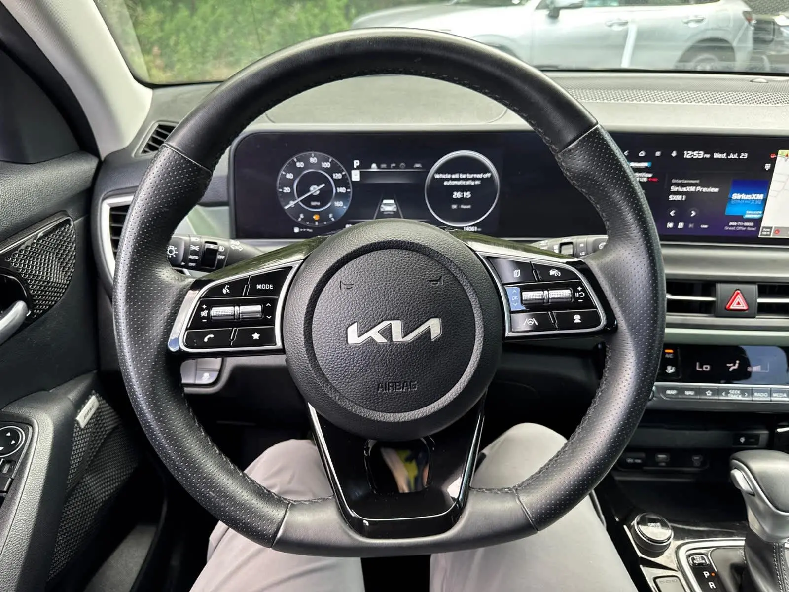 2024 Kia Seltos SX photo 13