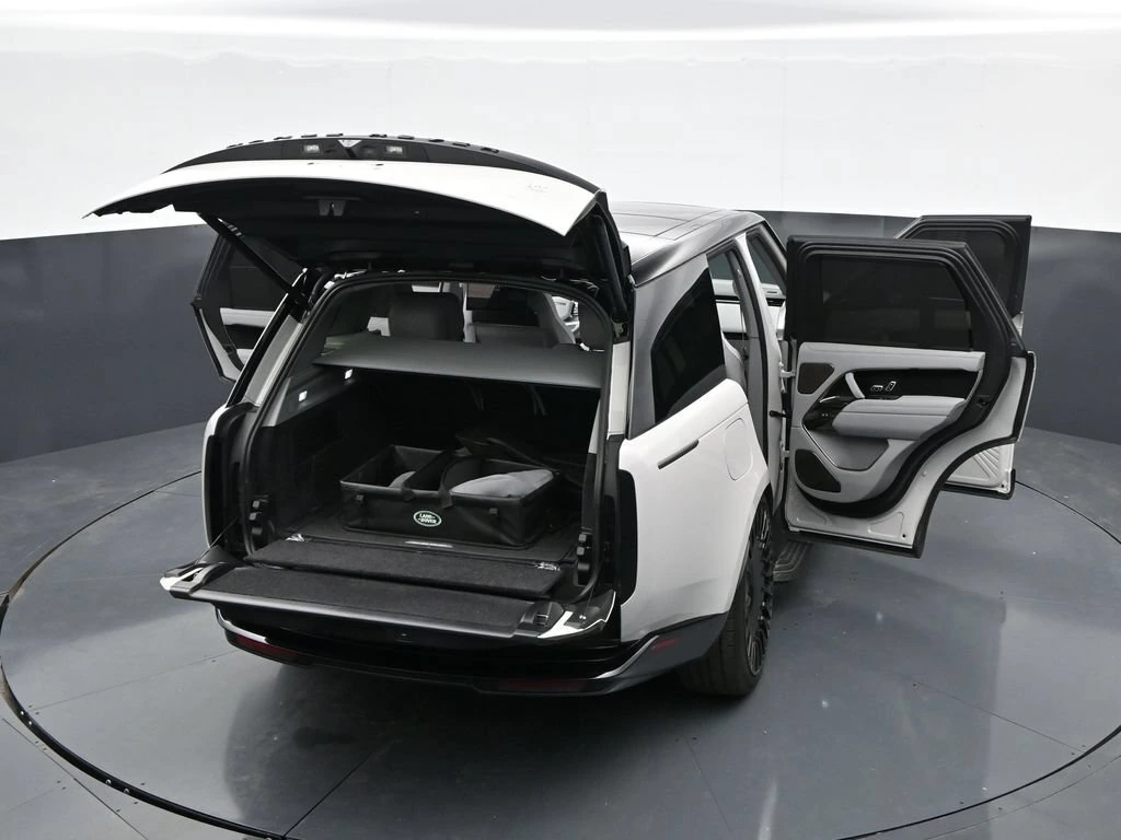 2025 Land Rover Range Rover SV - Photo 55