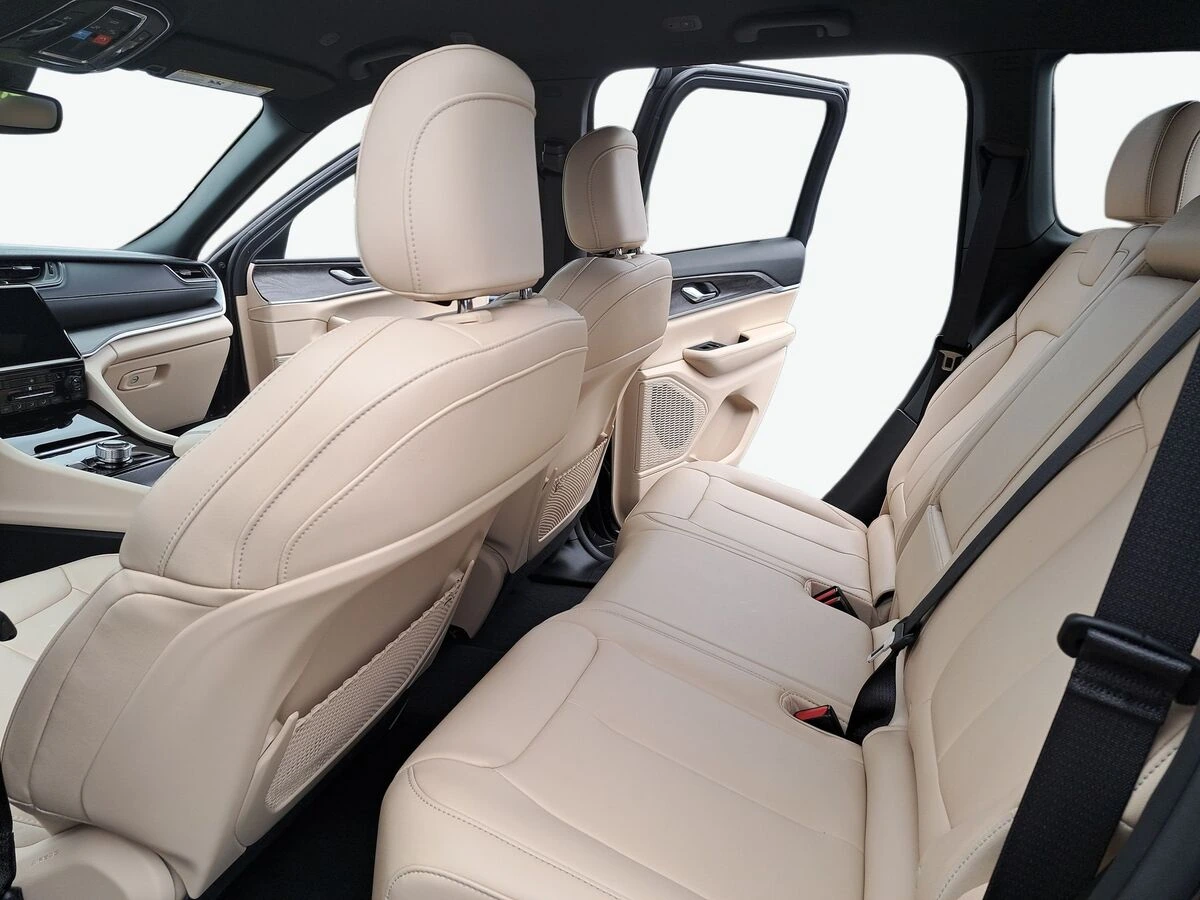 2025 Jeep Grand Cherokee Limited - Photo 15