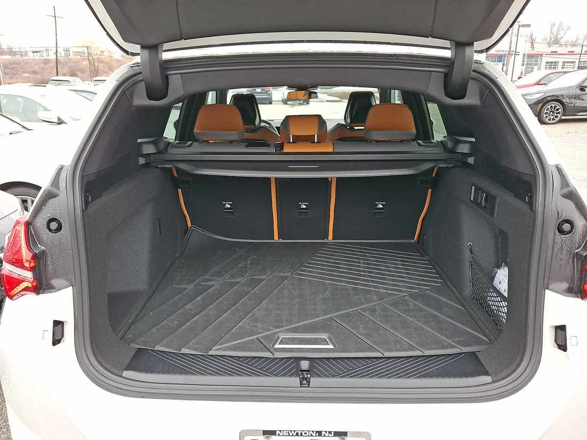2025 BMW X3 30 - Photo 28