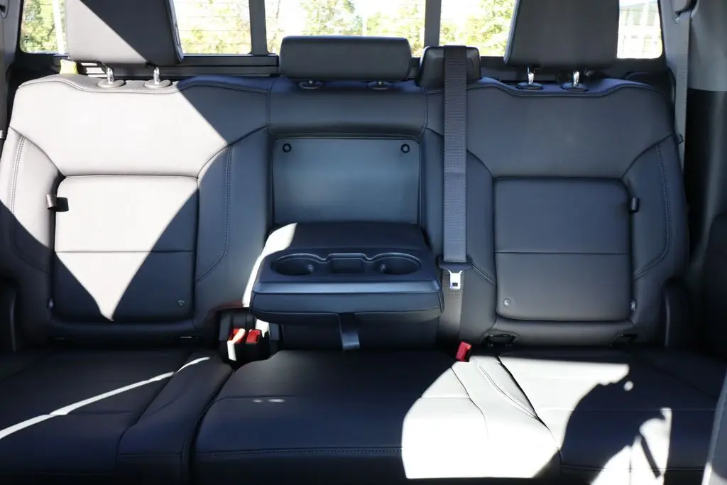 2026 Chevrolet Silverado LT photo 35