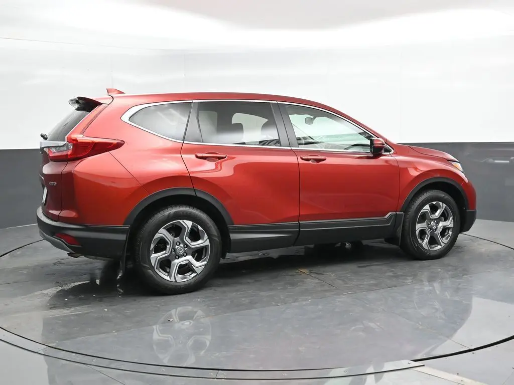 Used 2018 Honda CR-V EX-L with VIN 5J6RW2H83JL029031 for sale in Sycamore, IL