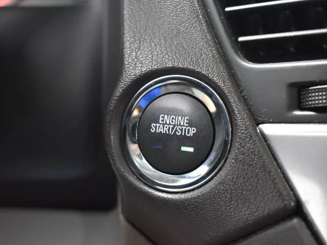 2016 Chevrolet Suburban LTZ photo 18