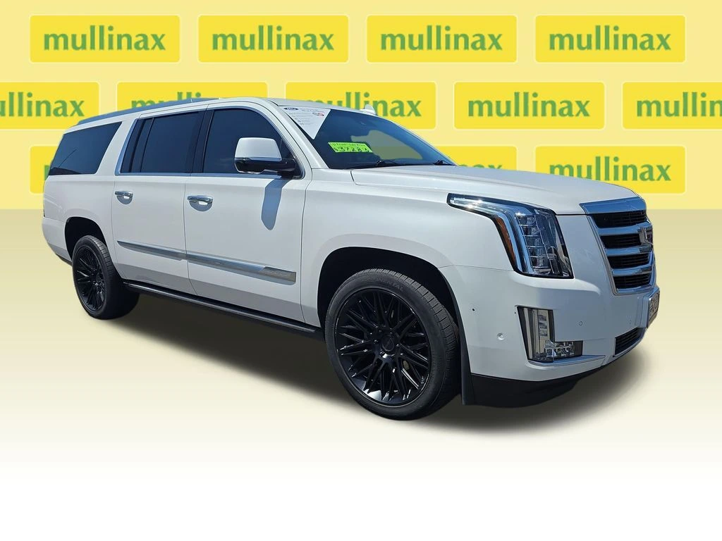 2019 Cadillac Escalade ESV AWD Premium Luxury's photo