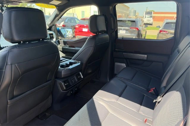 2022 Ford F-150 XL - Photo 10