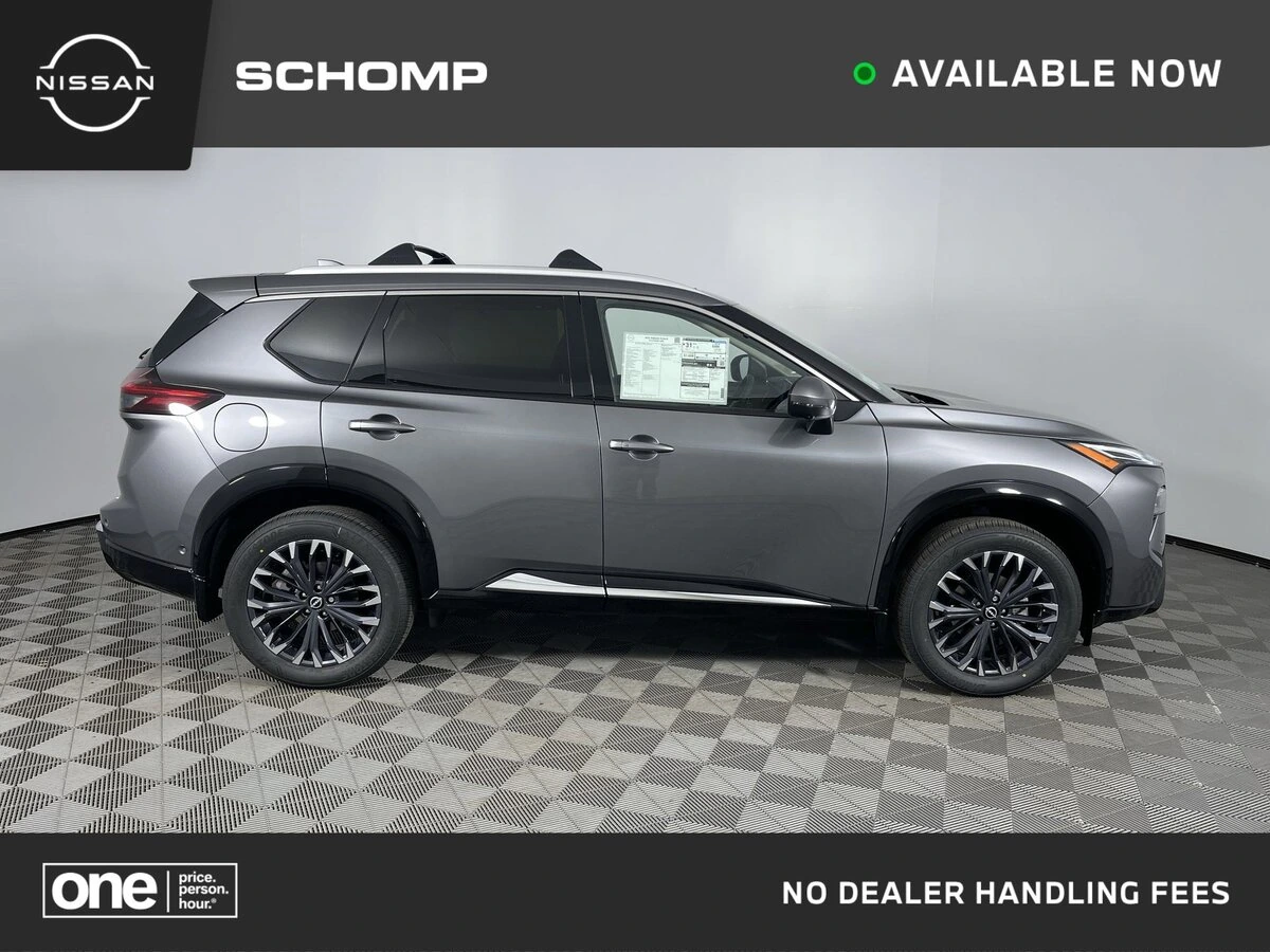 2026 Nissan Rogue Platinum's photo