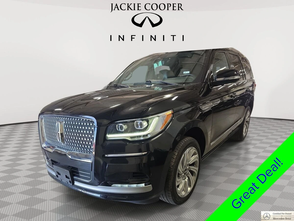 2024 Lincoln Navigator Reserve 4WD's photo
