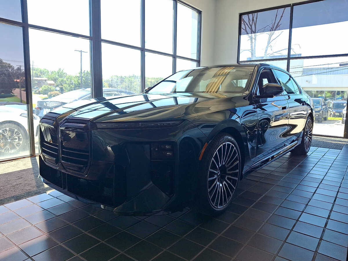 2027 Bmw 7 Series 740