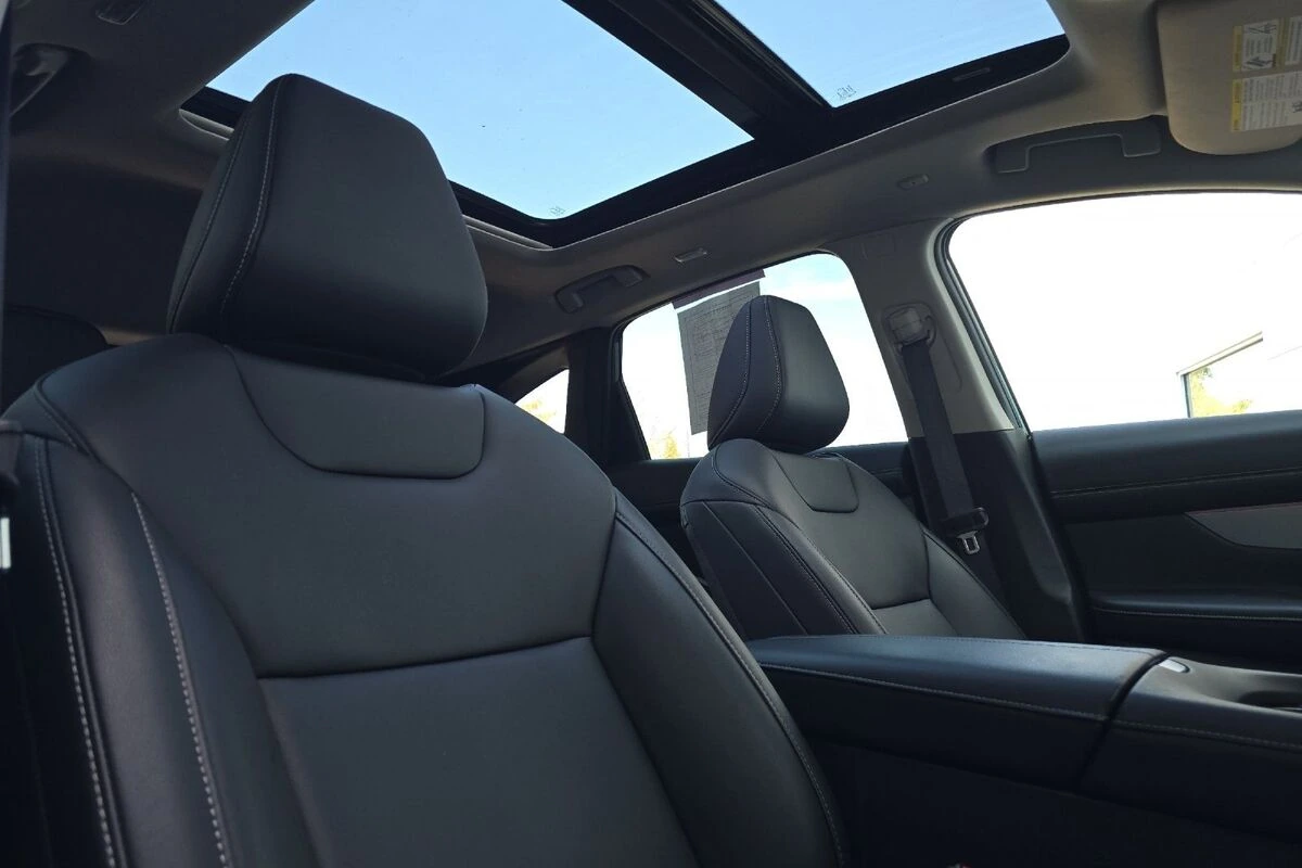 2025 Nissan Murano SL - Photo 17