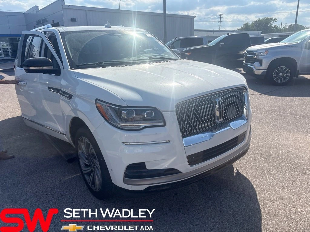 2022 Lincoln Navigator