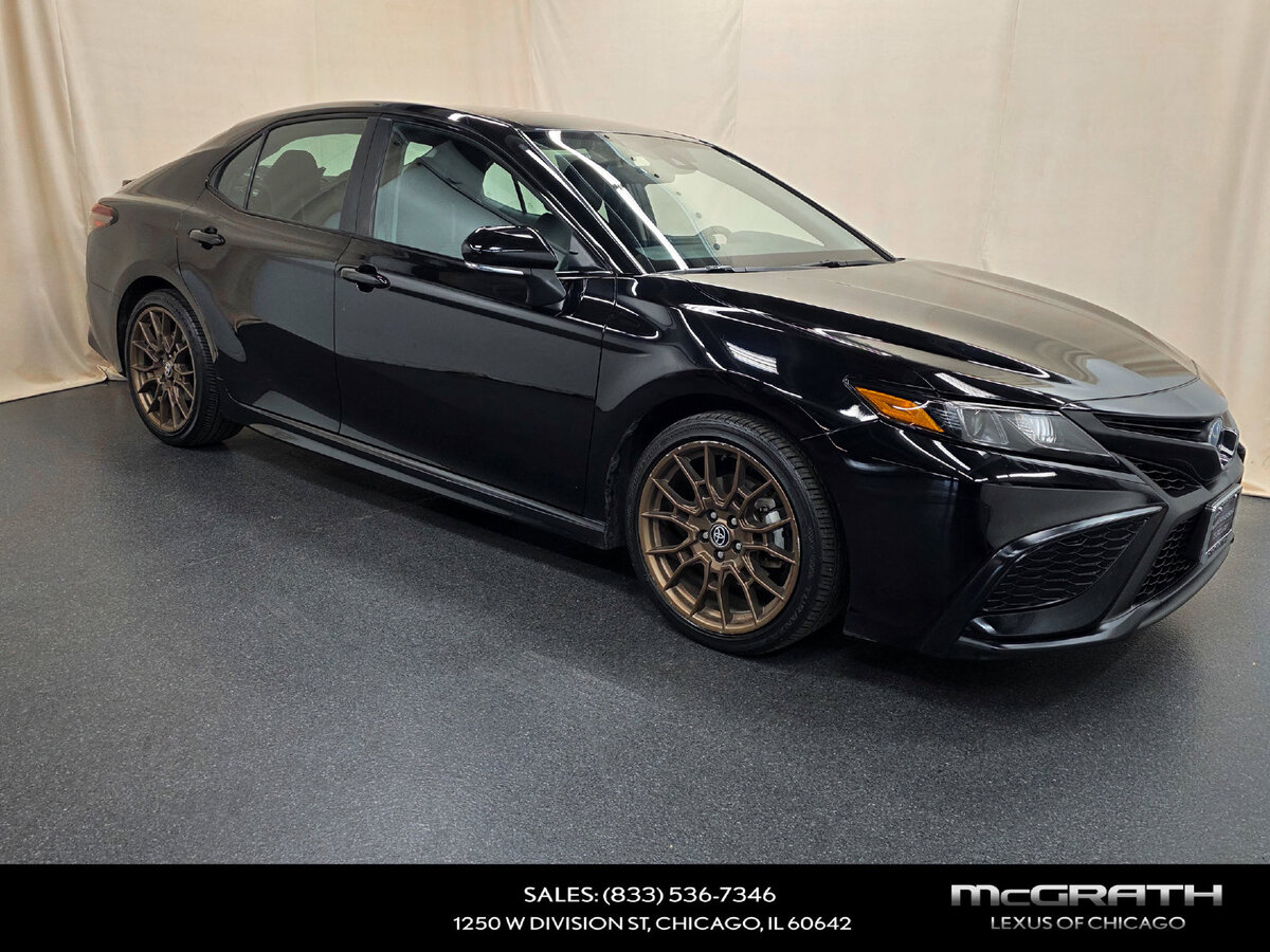 2023 Toyota Camry Hybrid SE