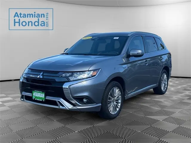 2022 Mitsubishi Outlander PHEV LE