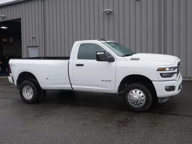 2025 Ram 3500 Big Horn photo 3