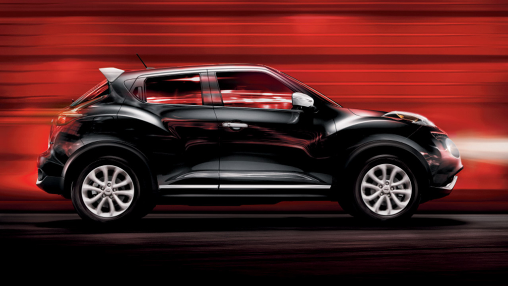 Black Nissan Juke