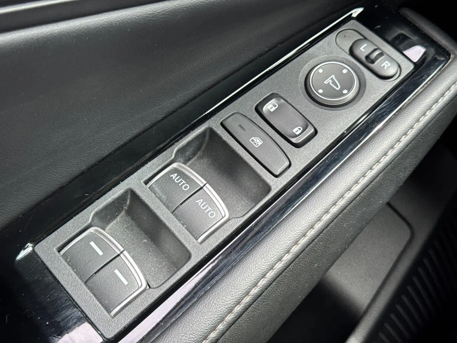 2023 Honda Accord Hybrid Touring photo 22