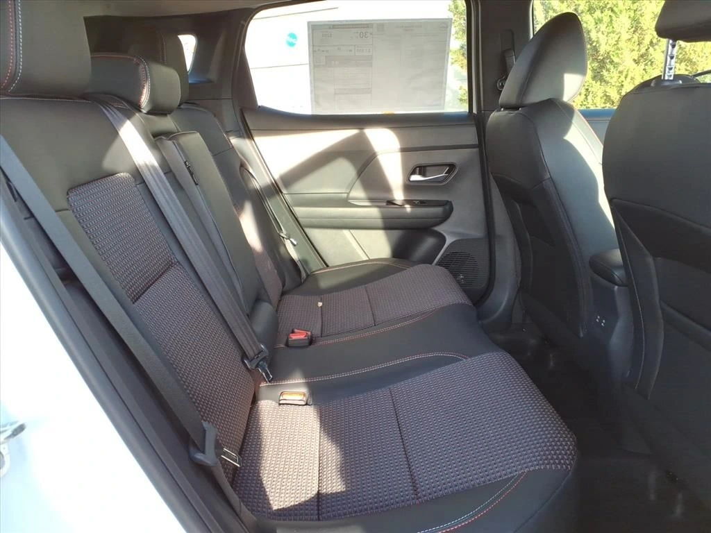 2026 Nissan KICKS SR AWD - Photo 8