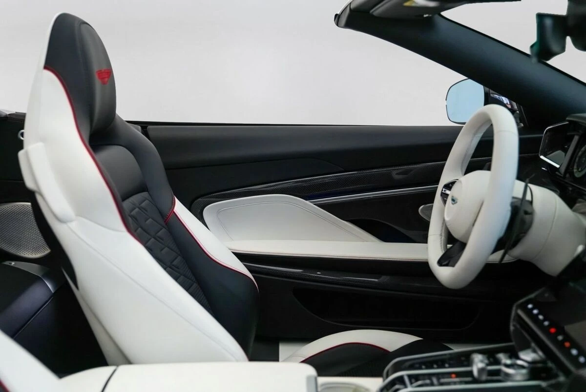 2026 Aston Martin Vanquish Base - Photo 52