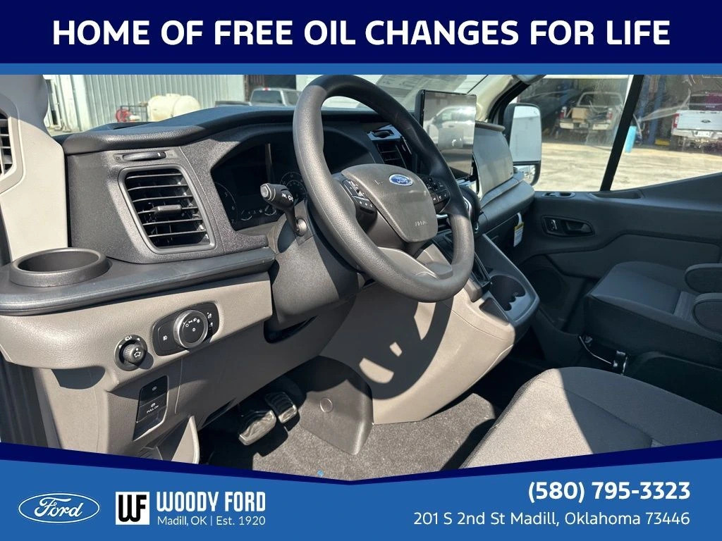 2025 Ford Transit Passenger Van XLT - Photo 35