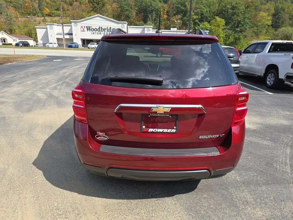 2016 Chevrolet Equinox LT photo 3