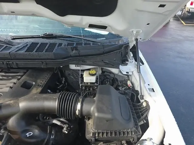 2021 Ford F-150 Lariat photo 4