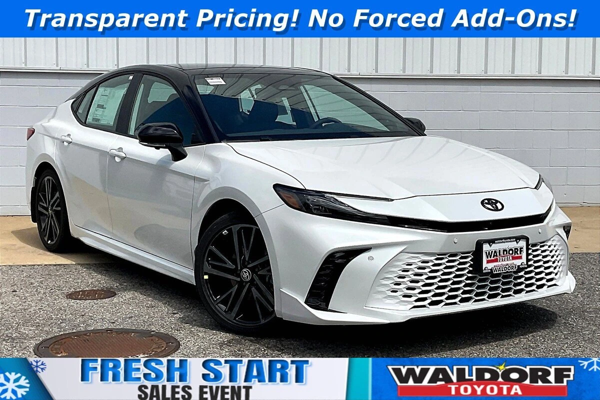 2025 Toyota Camry XSE's photo