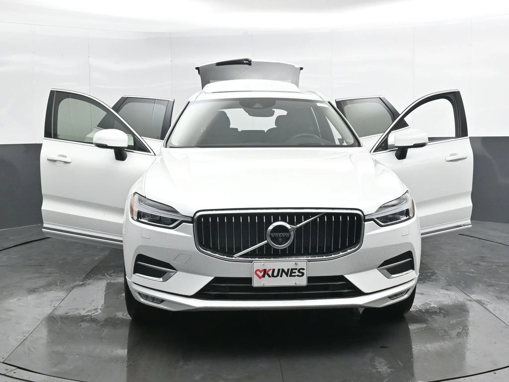 2020 Volvo - image 53