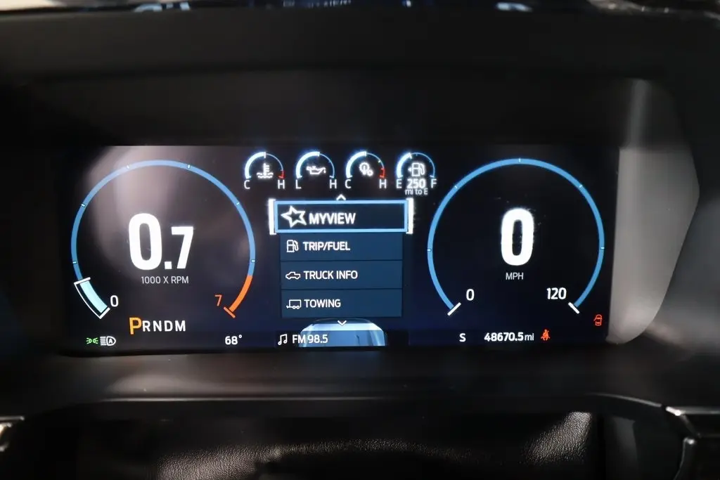 2023 Ford F-150 Lariat photo 4