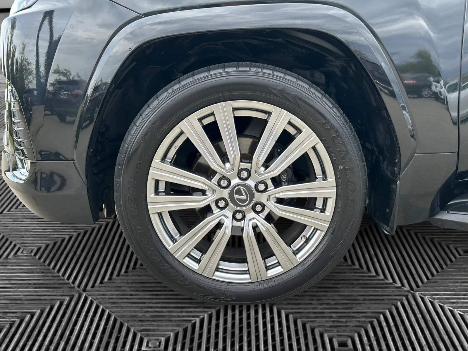 2023 Lexus LX 600 Ultra Luxury photo 14