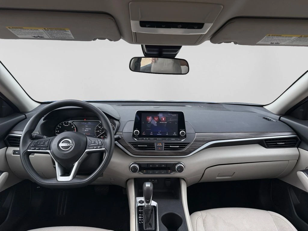 2025 Nissan Altima SV - Photo 22