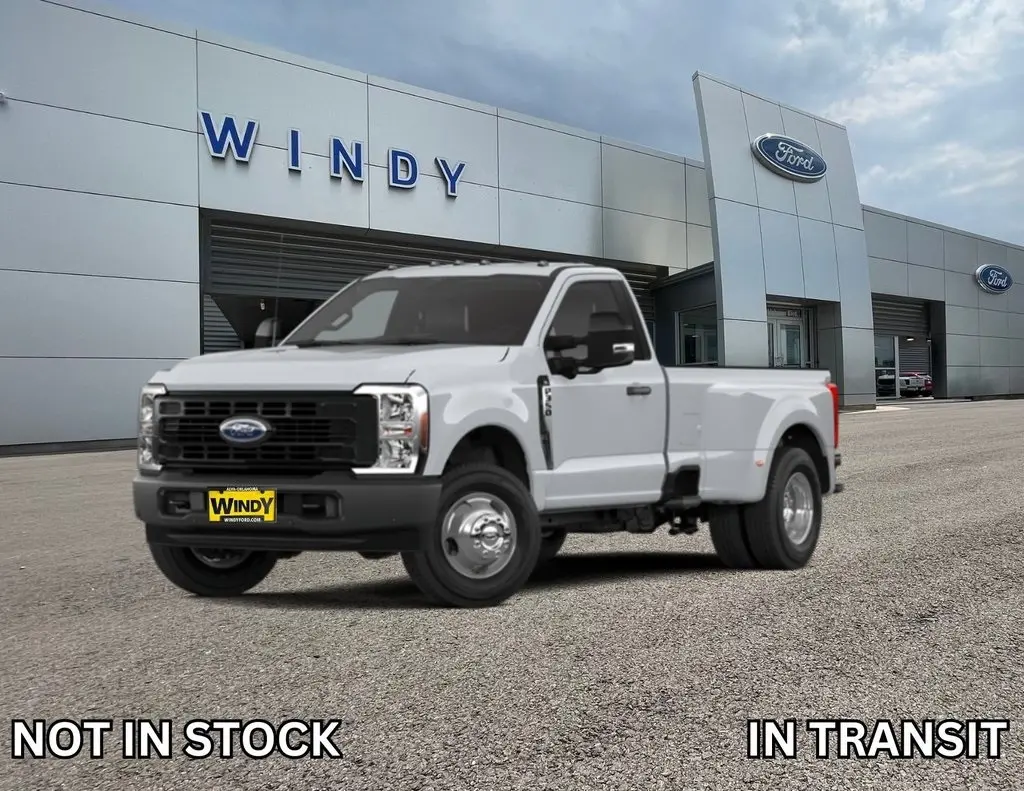 2026 Ford F-350 Super Duty XL's photo