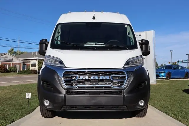 2025 Ram ProMaster 2500 photo 3