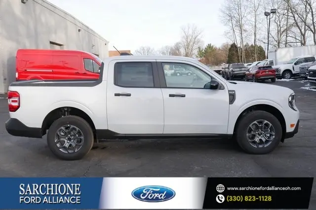 2025 Ford Maverick XLT's photo