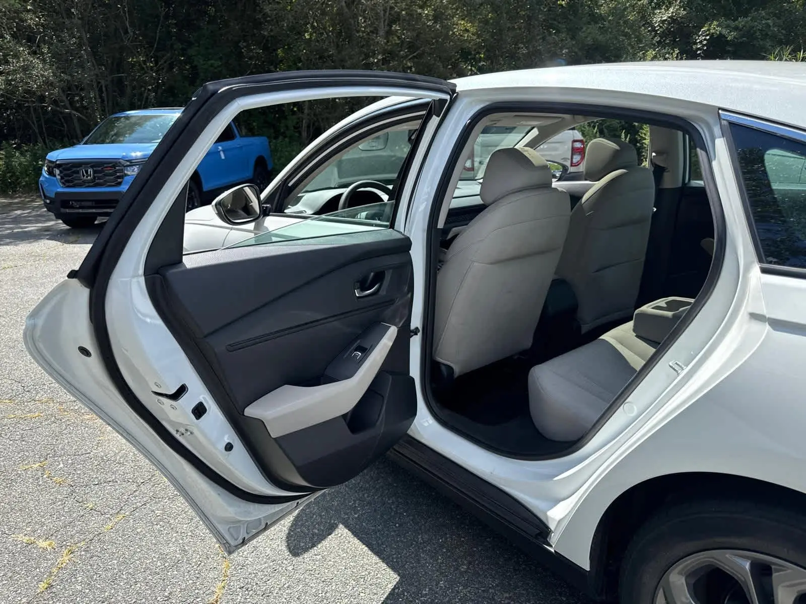 2023 Honda Accord EX photo 28