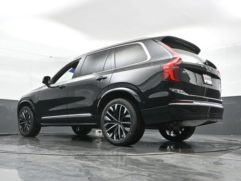 2026 Volvo - image 45