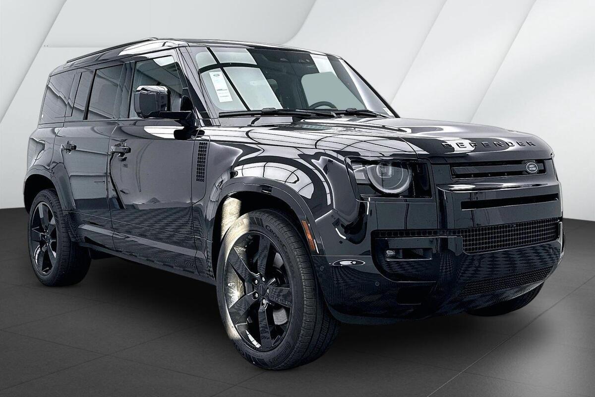 2026 Land Rover Defender 110 X-Dynamic SE