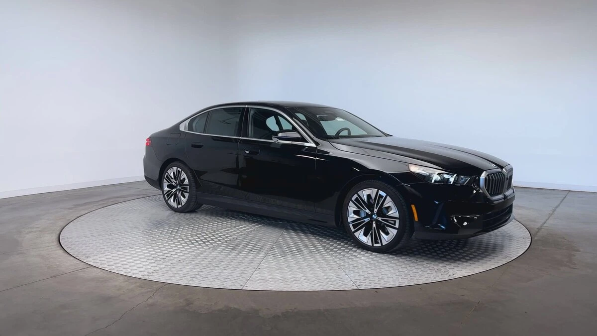 Used 2026 BMW i5 40 with VIN WBY33HG00TCV98908 for sale in Highlands Ranch, CO