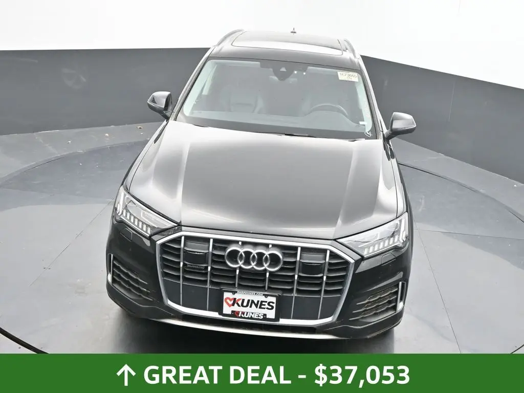 2024 Audi Q7 45 Premium Plus photo 10